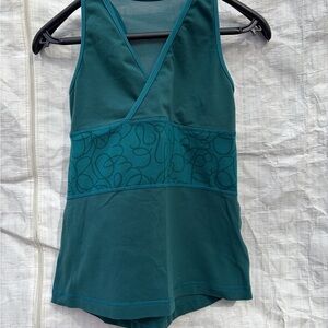 Vintage lululemon Teal Sleeveless V-Neck Athletic Tank Top